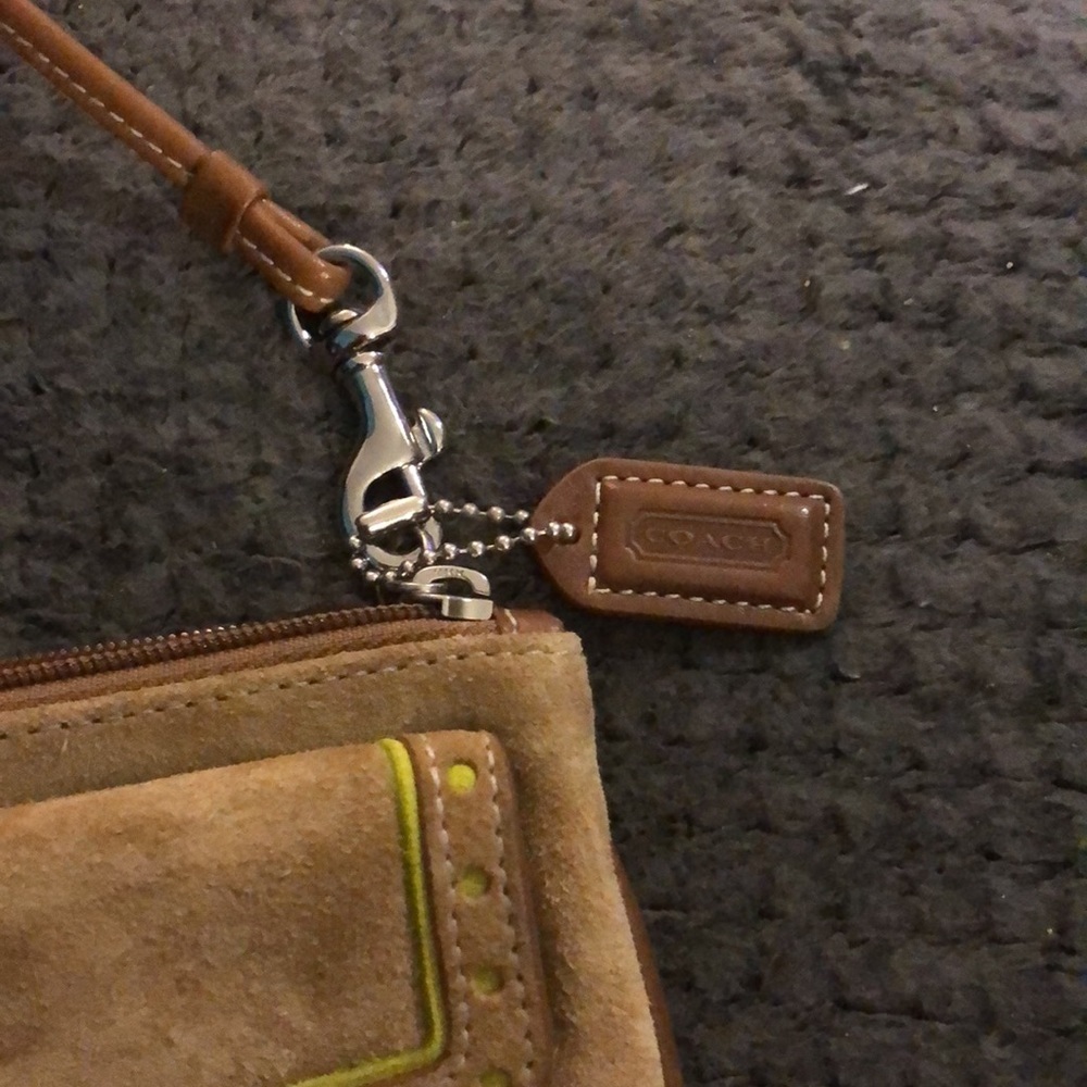 Coach Wristlet - Picture 4 of 4